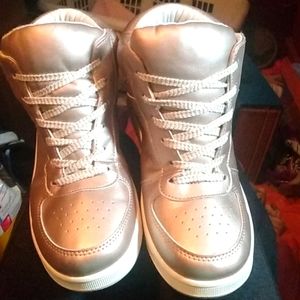 Youth sz.4 girls pink Joe Fresh high tops